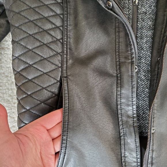 Moka Meriam Knit Hood Faux Leather 